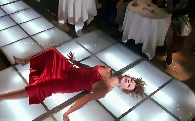 裸露法国女明星_法国女星_著名法国女星