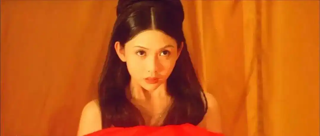 邱淑贞女儿美貌遗传_邱淑贞二女儿沈日_中国女明星邱淑贞
